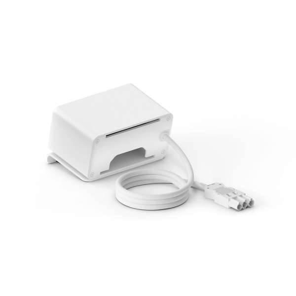 mediahub2 - 5 -Slot, freistehend, On-Table Design - weißes Gehäuse und mattweiße Module. 1 Steckdose + 3 Leerplätze. Buchse - DE. Stecker - Wieland GST18